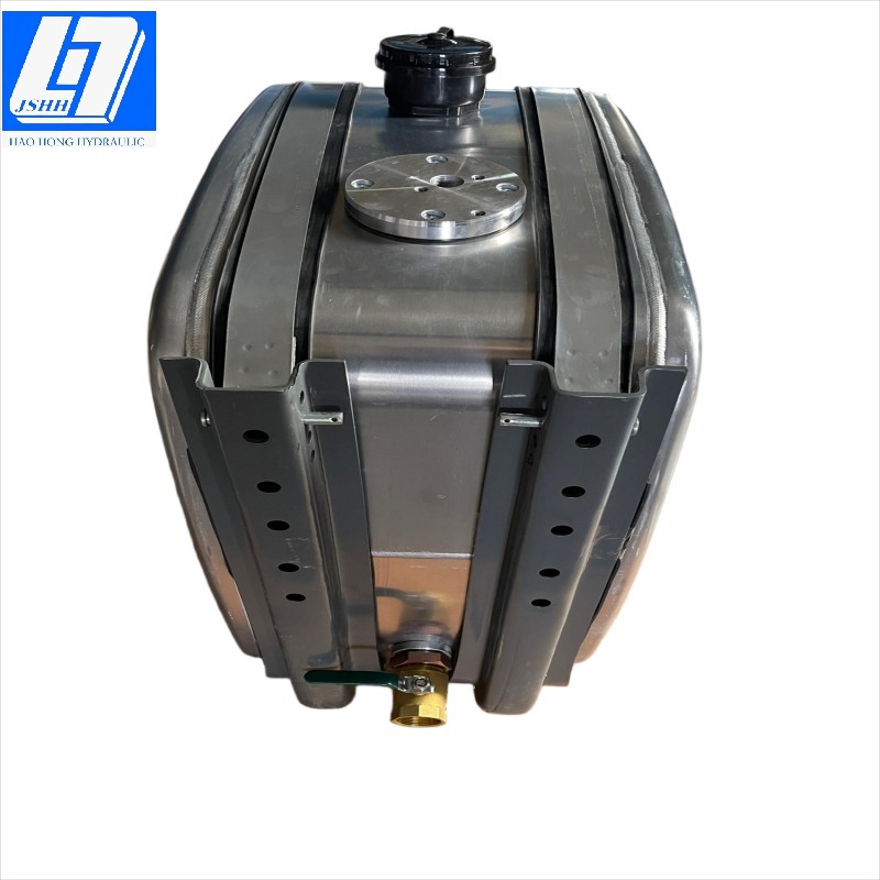 Oil tank