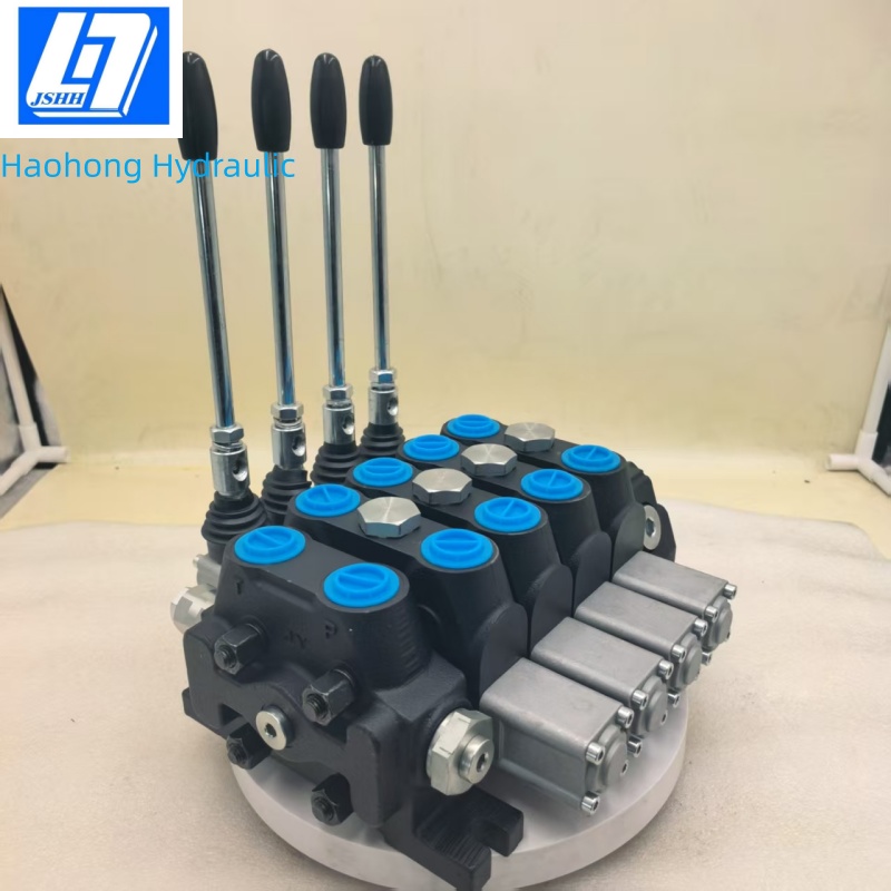 DCV100 Four Spools Manual Sectional Valve